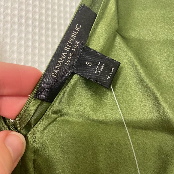 NWT Banana Republic Green Silk Maxi Dress - Picture 6 of 8